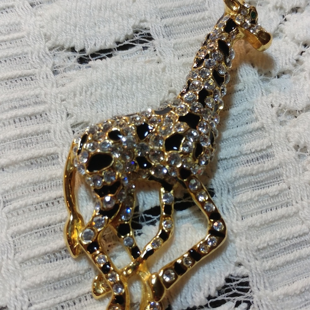 3" Rhinestone Spotted Giraffe Pin - Picture 2 of 5